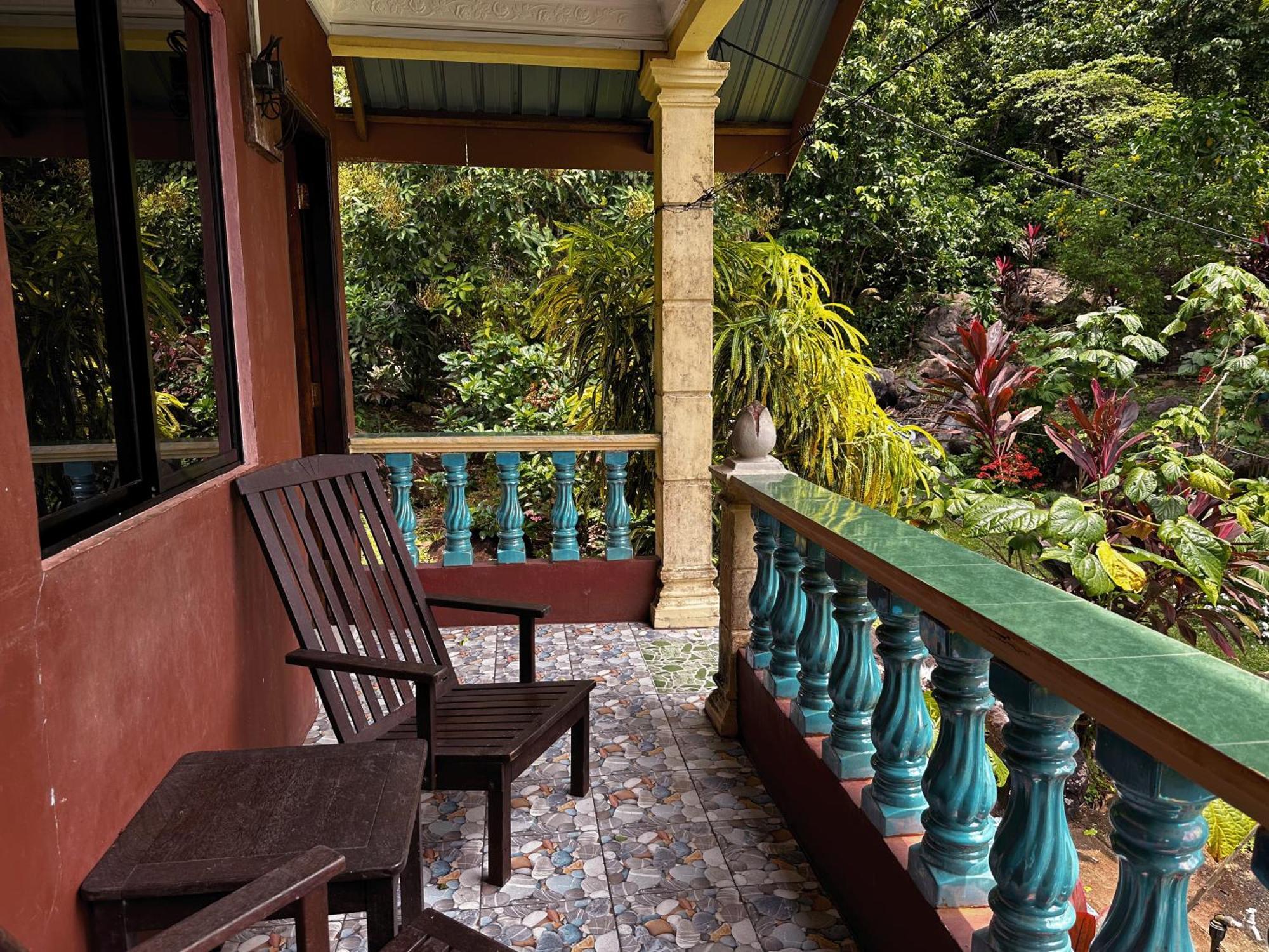 Abc Chalet Tioman Kampong Ayer Batang Экстерьер фото