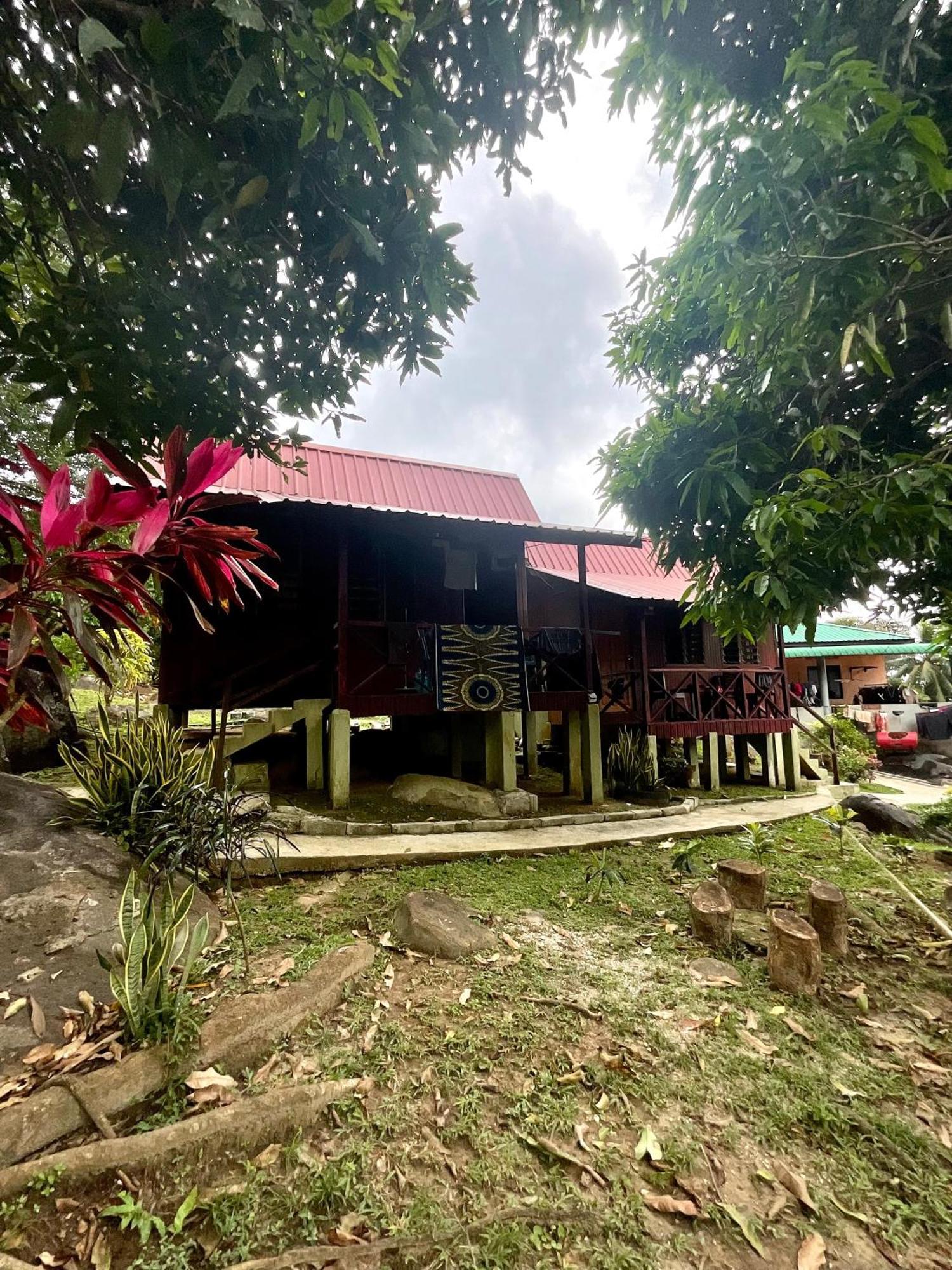 Abc Chalet Tioman Kampong Ayer Batang Экстерьер фото